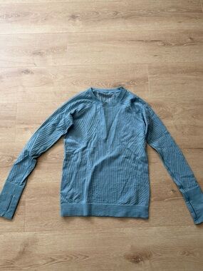 Lululemon Rest Less Long Sleeve Pullover Womens blue size medium